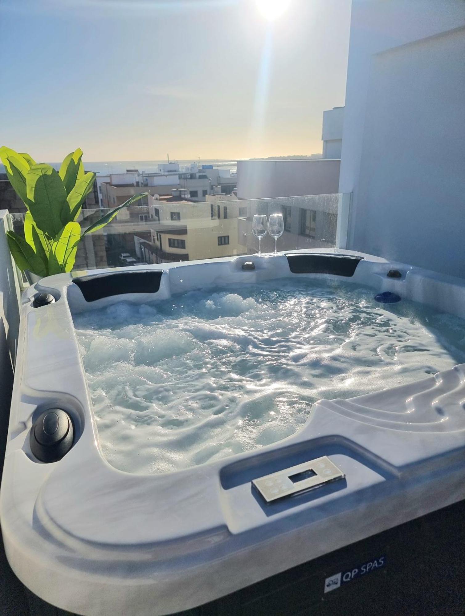 Luxury Penthouse Valentin With Jacuzzi Lägenhet Corralejo Exteriör bild